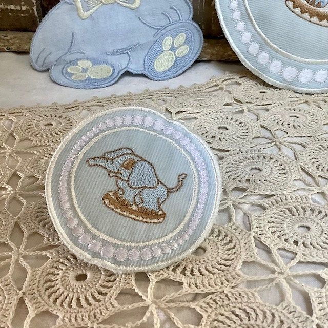 Écussons à coudre ourson éléphants bleu vintage