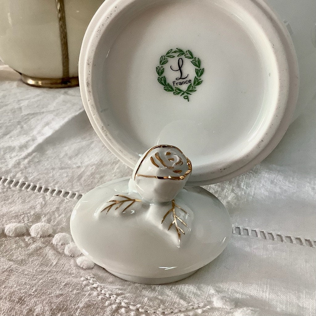 Cafetière théière verseuse porcelaine fleurs Lourioux vintage