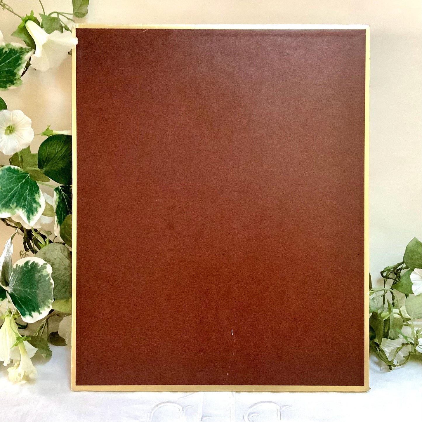 Grande boîte ancienne tissu satin brodé roses or vintage