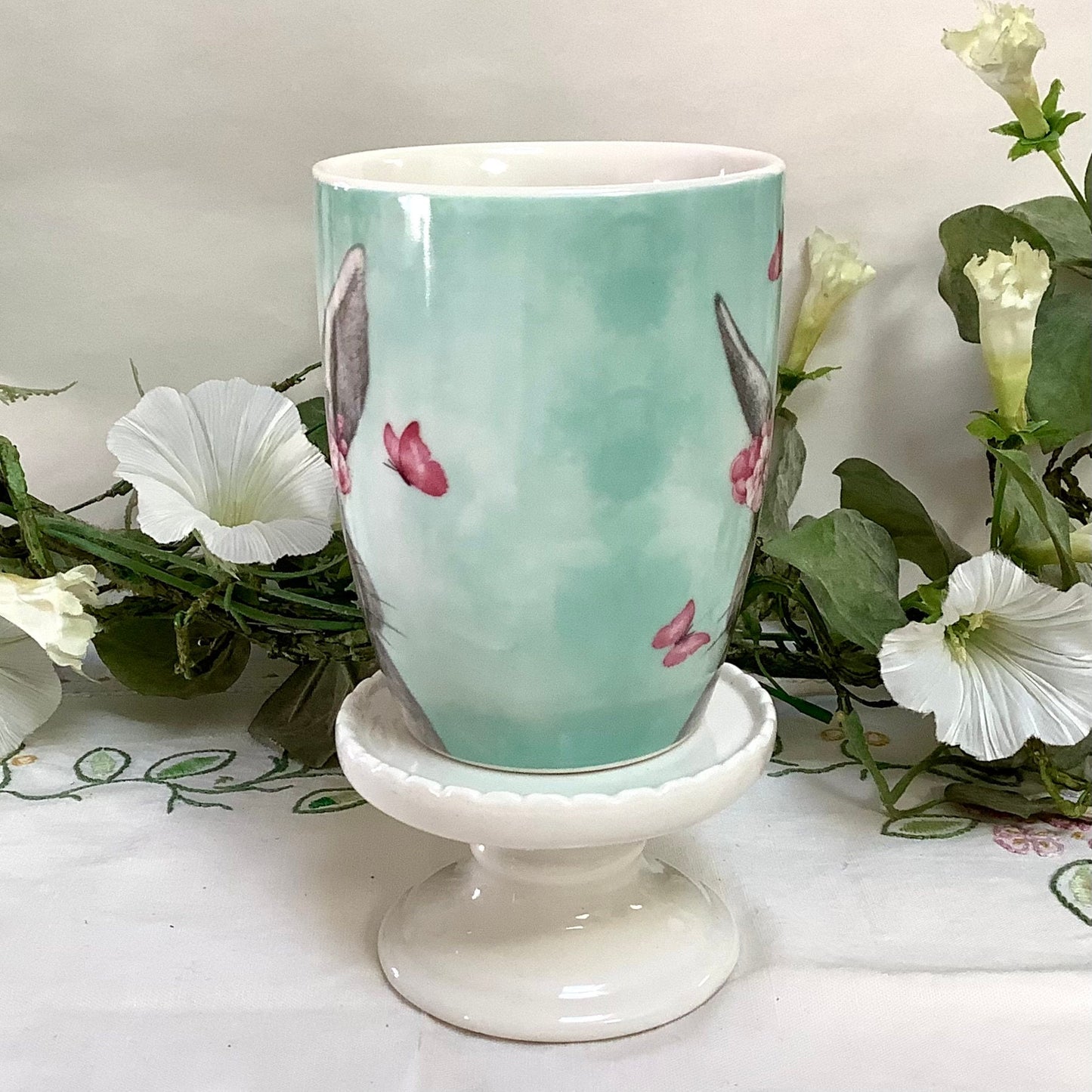 Mug porcelaine vert lapin ht 10 cm