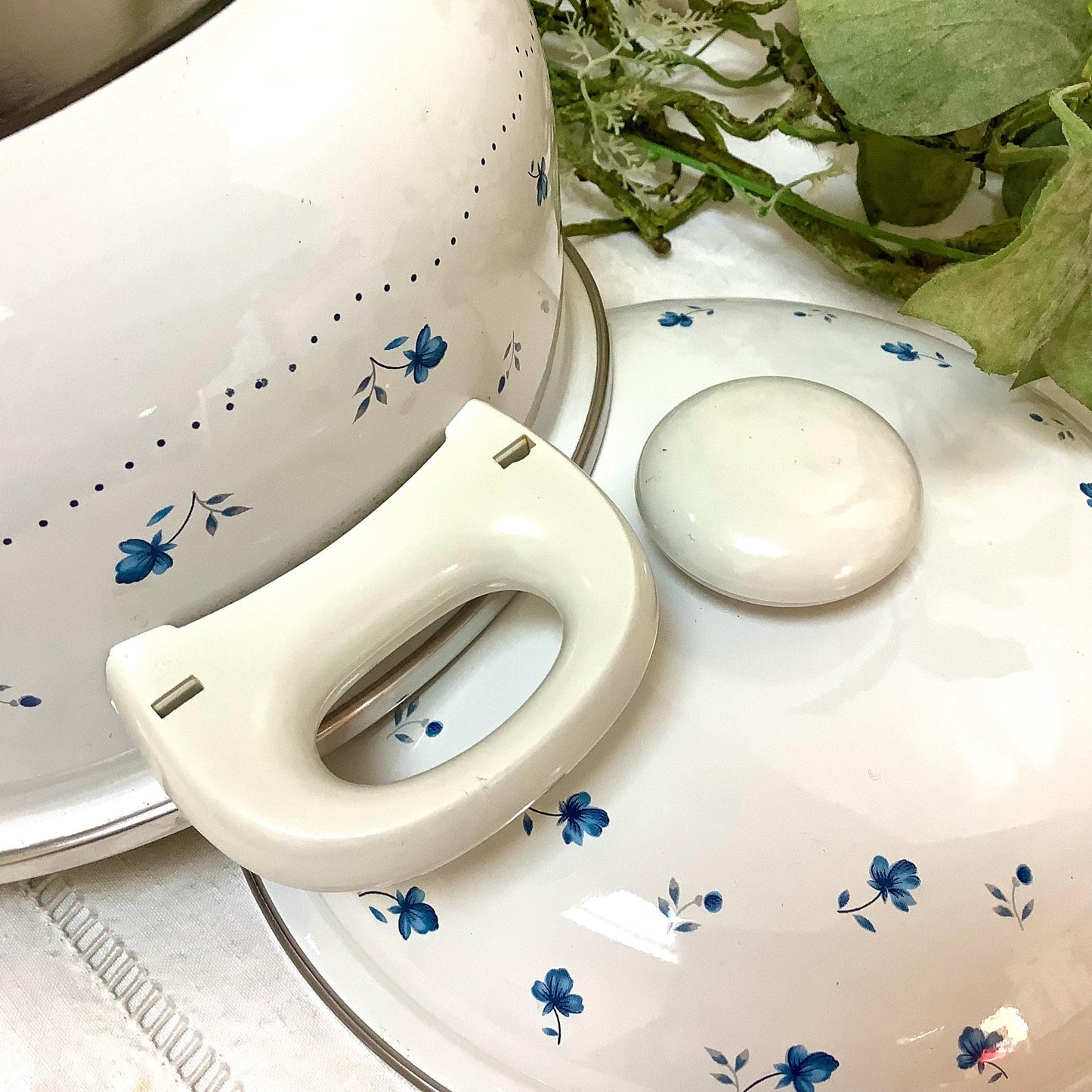 Cocotte émaillée faitout provincial bouquet vintage 80 modèle A