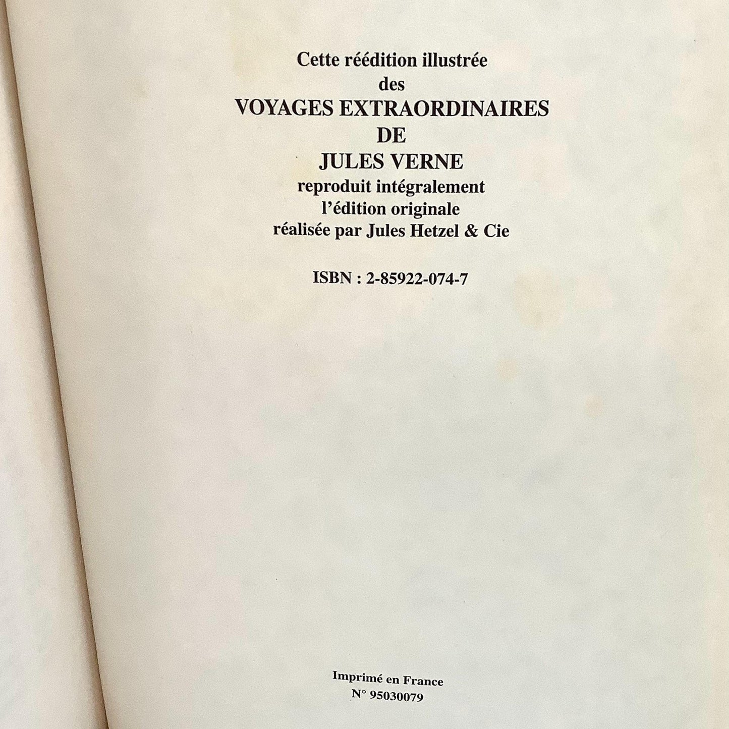 Vingt mille lieues sous les mers tome 2 Jules Verne livre collection vintage