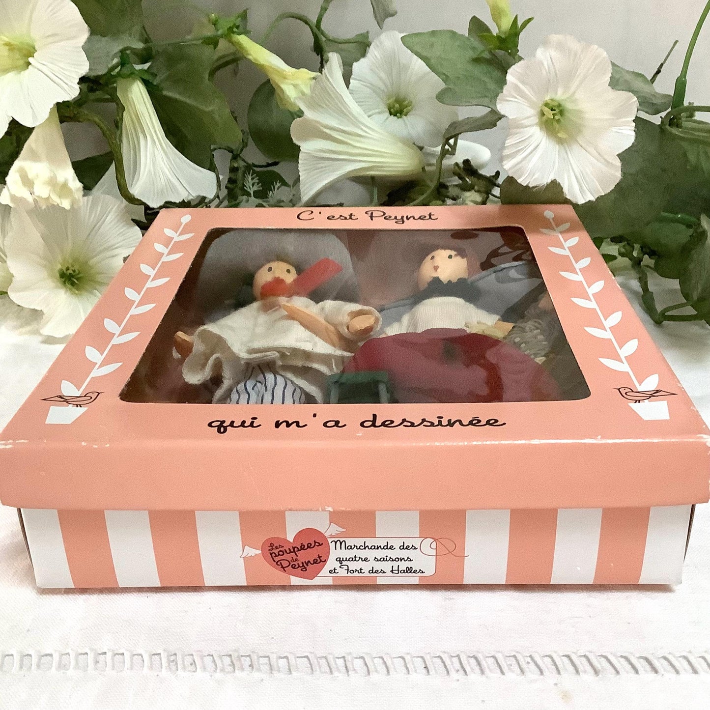 Marchande des quatre saison et fort des halles coffret deux poupées vintage collection amoureux de Peynet