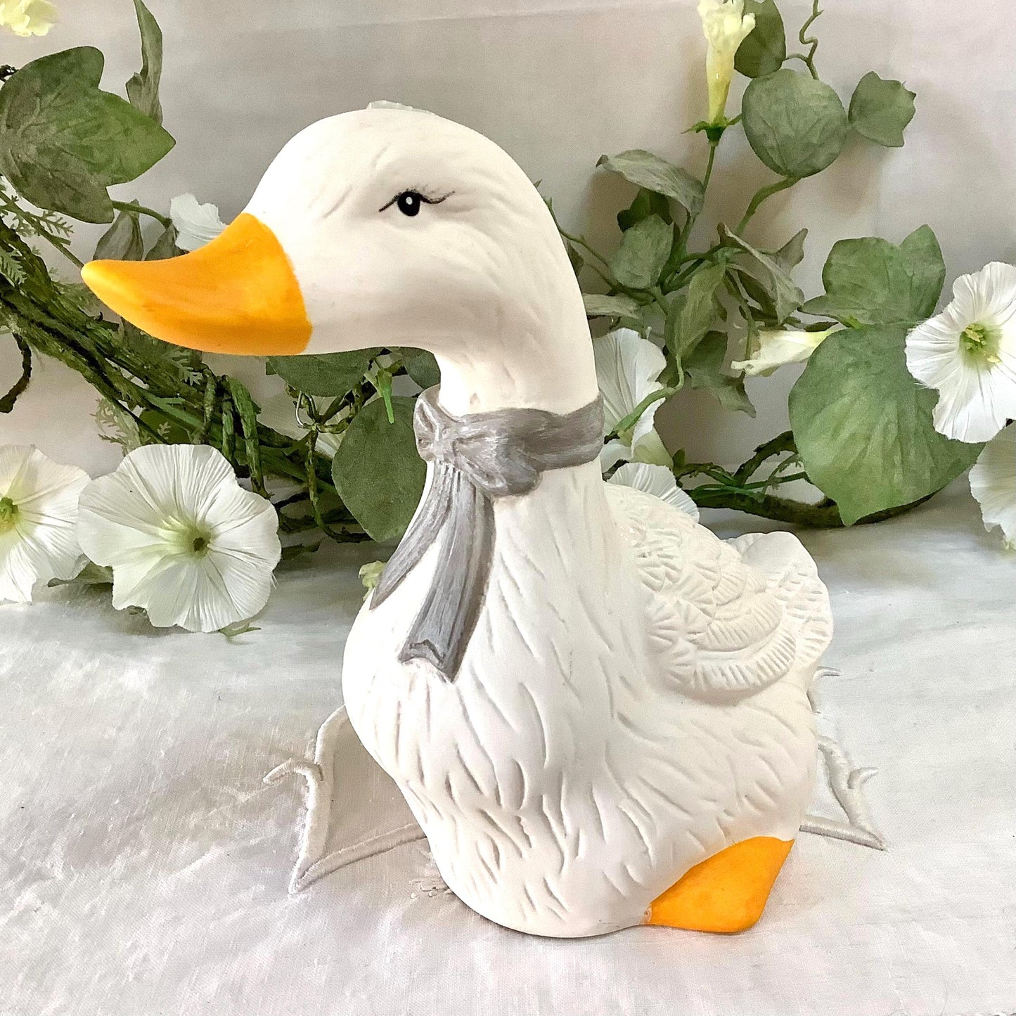 Figurine vintage oie collection faïence ht 17 cm