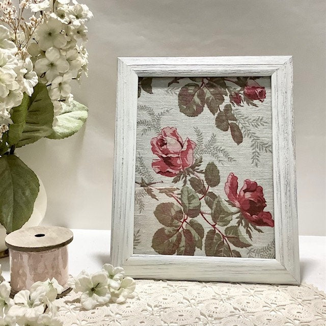 Tableau cadre bois blanc lin roses anciennes vintage