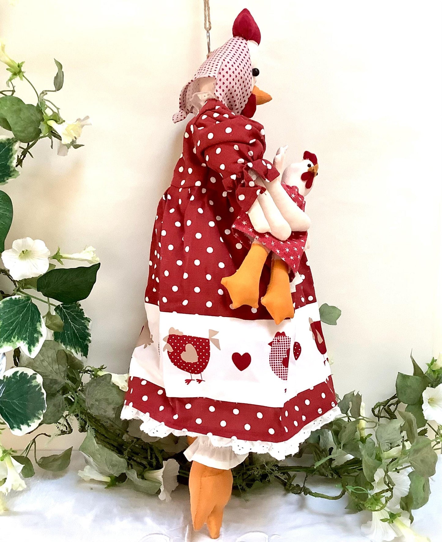 Porte sacs poule robe rouge blanc avec deux poussin la galleria ht 55 cm