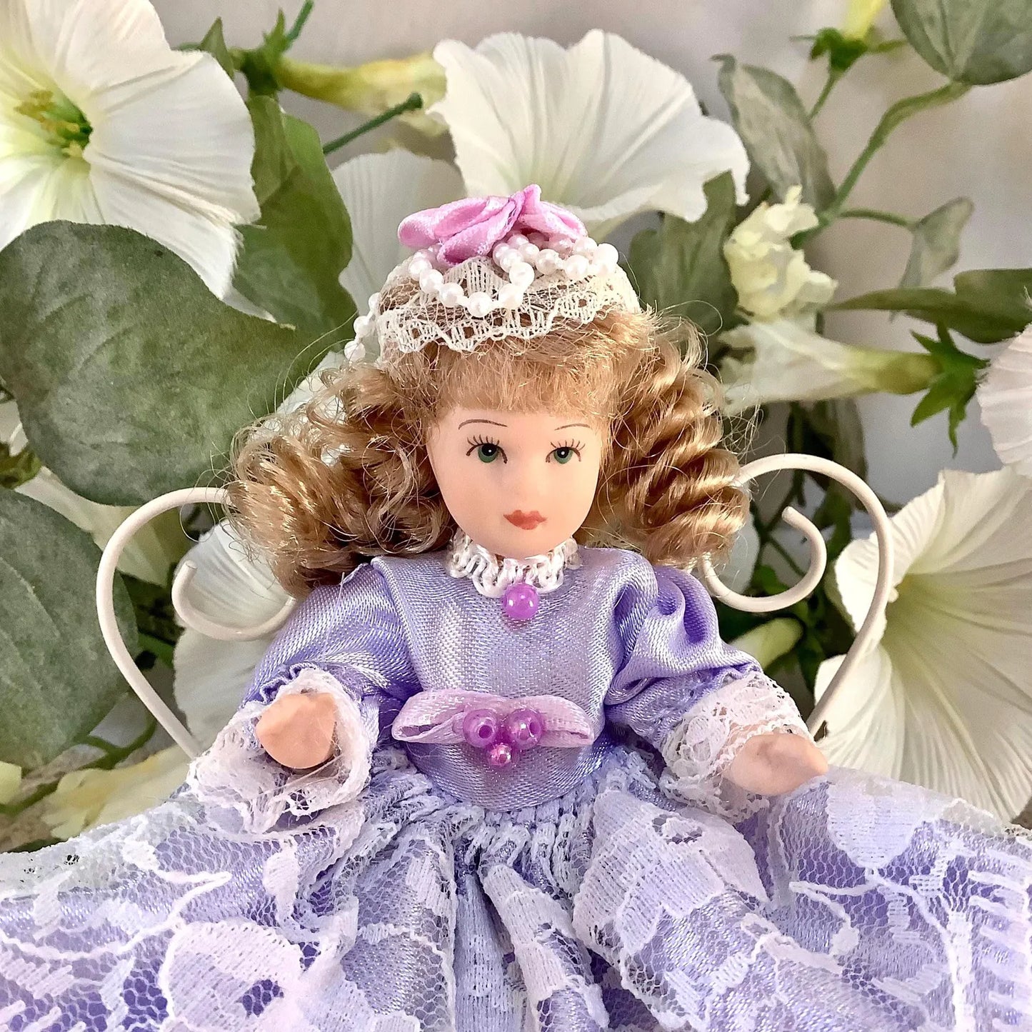 Lucie poupée porcelaine miniature vintage ht 12 cm