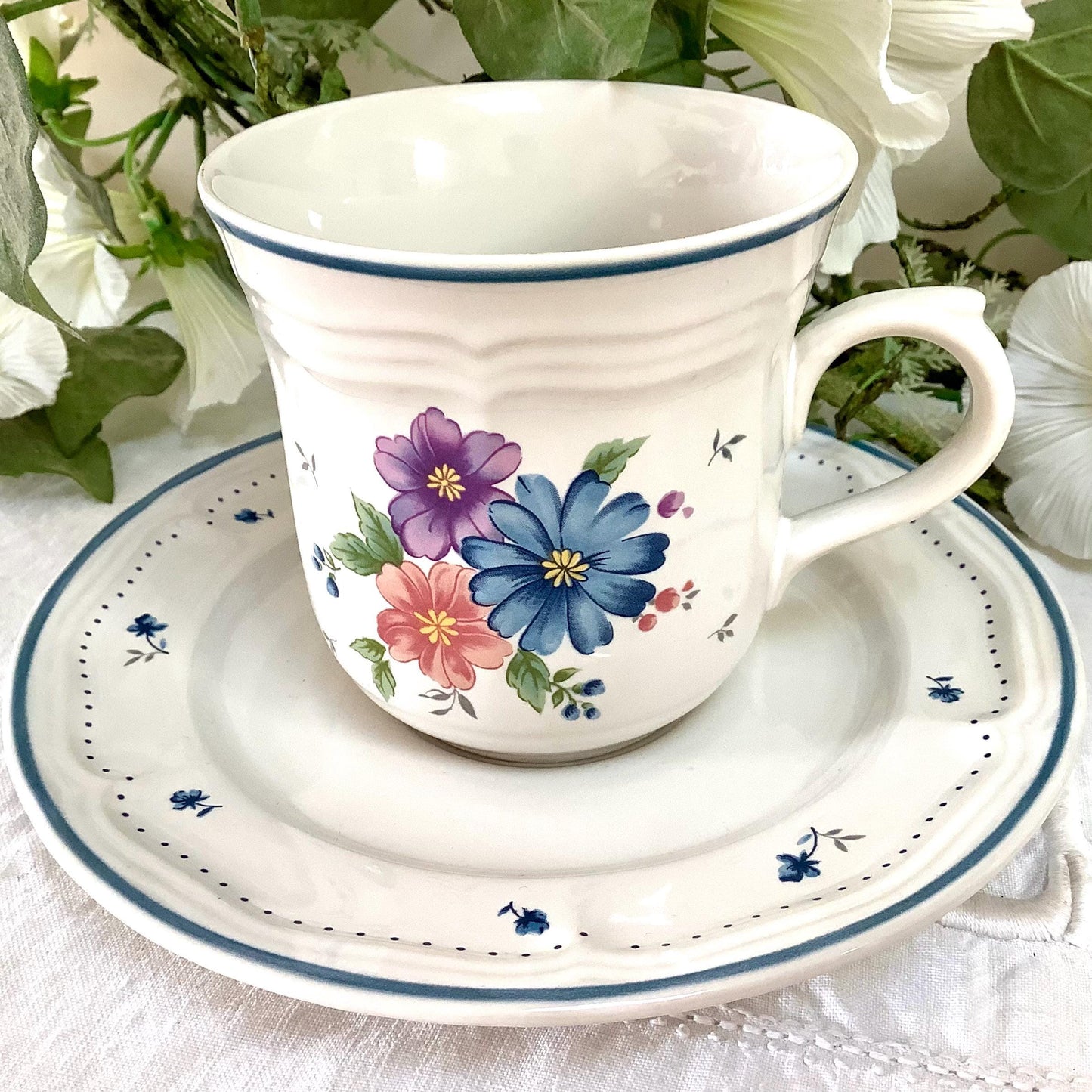 Tasses et sous tasses x2 provincial bouquet grès émaillé vintage 80