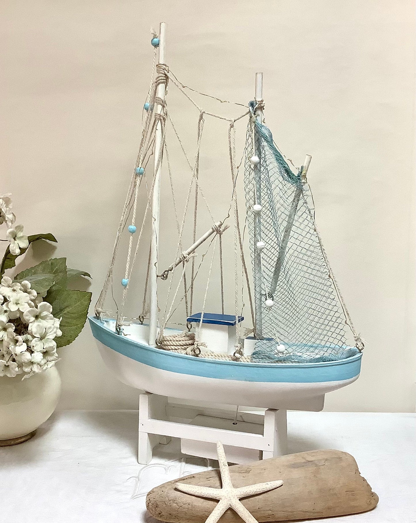 Grand bateau bois bleu blanc  lumière led vintage ht  54.5 cm