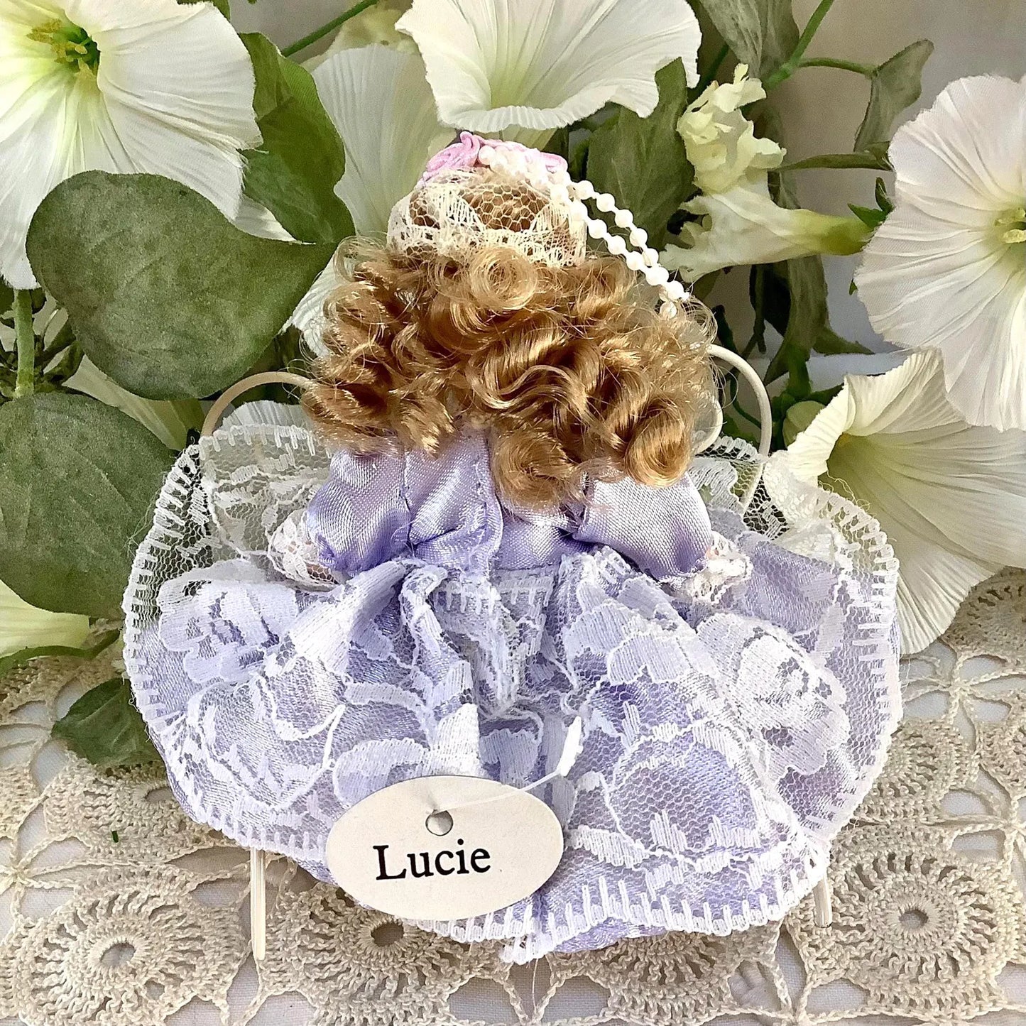 Lucie poupée porcelaine miniature vintage ht 12 cm