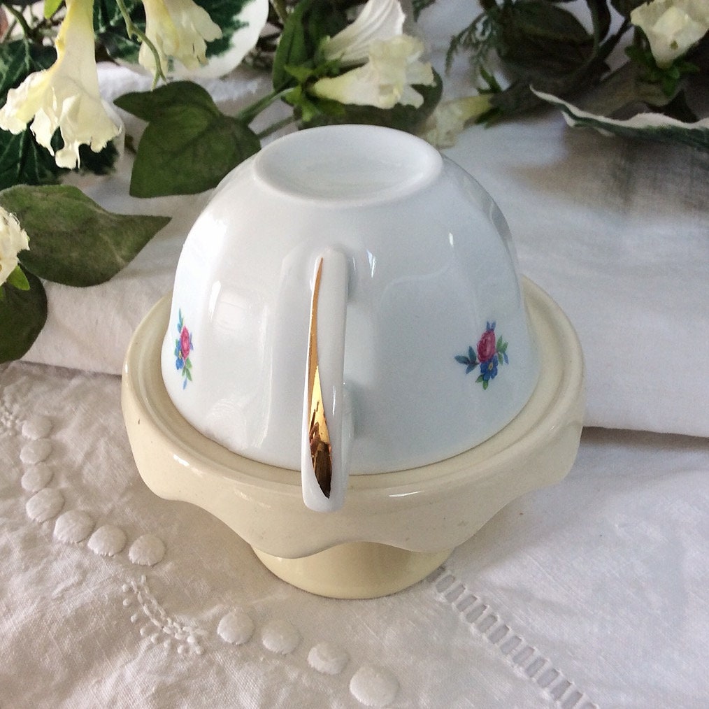 Tasses à café porcelaine véritable roses vintage