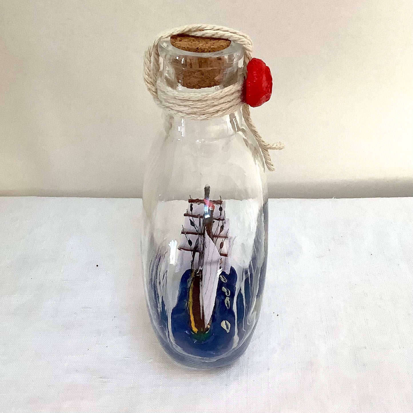 Bateau bouteille moyen modèle décoration marine ht 11 cm