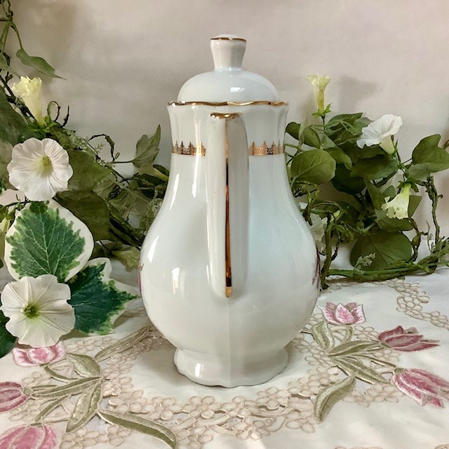 Cafetière théière verseuse porcelaine scène galante vintage