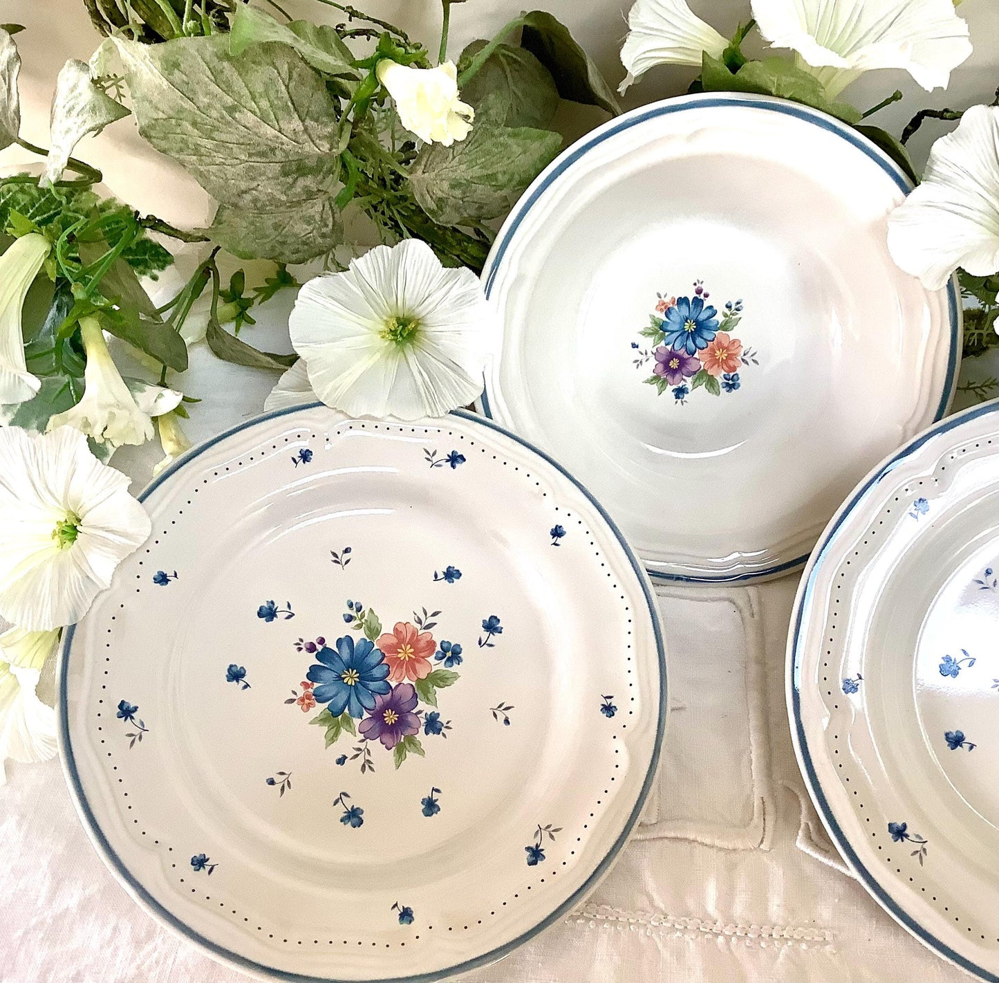 Assiettes à desserts  coupelle vintage 80 provincial bouquet grès émaillé