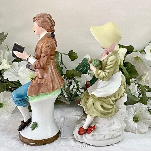 Figurines porcelaine couple fille garçon ht 18 cm vintage