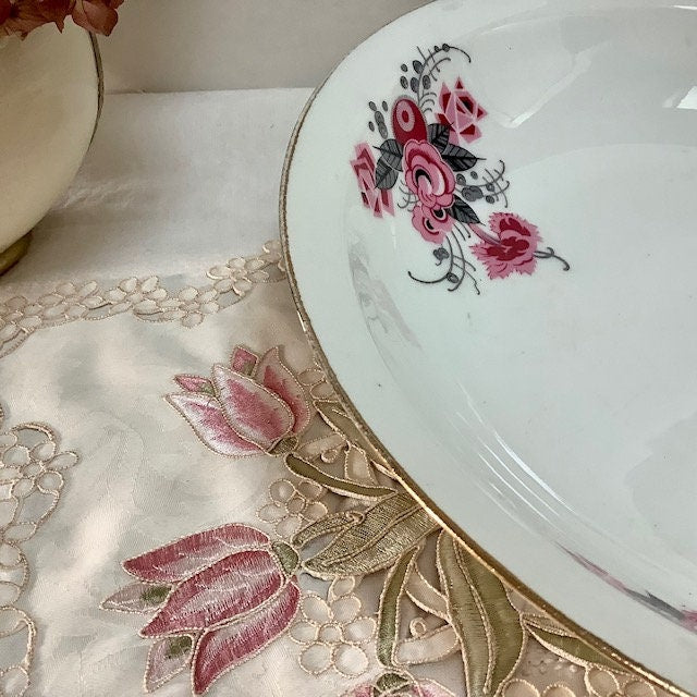 Plat creux vintage porcelaine art déco roses AV