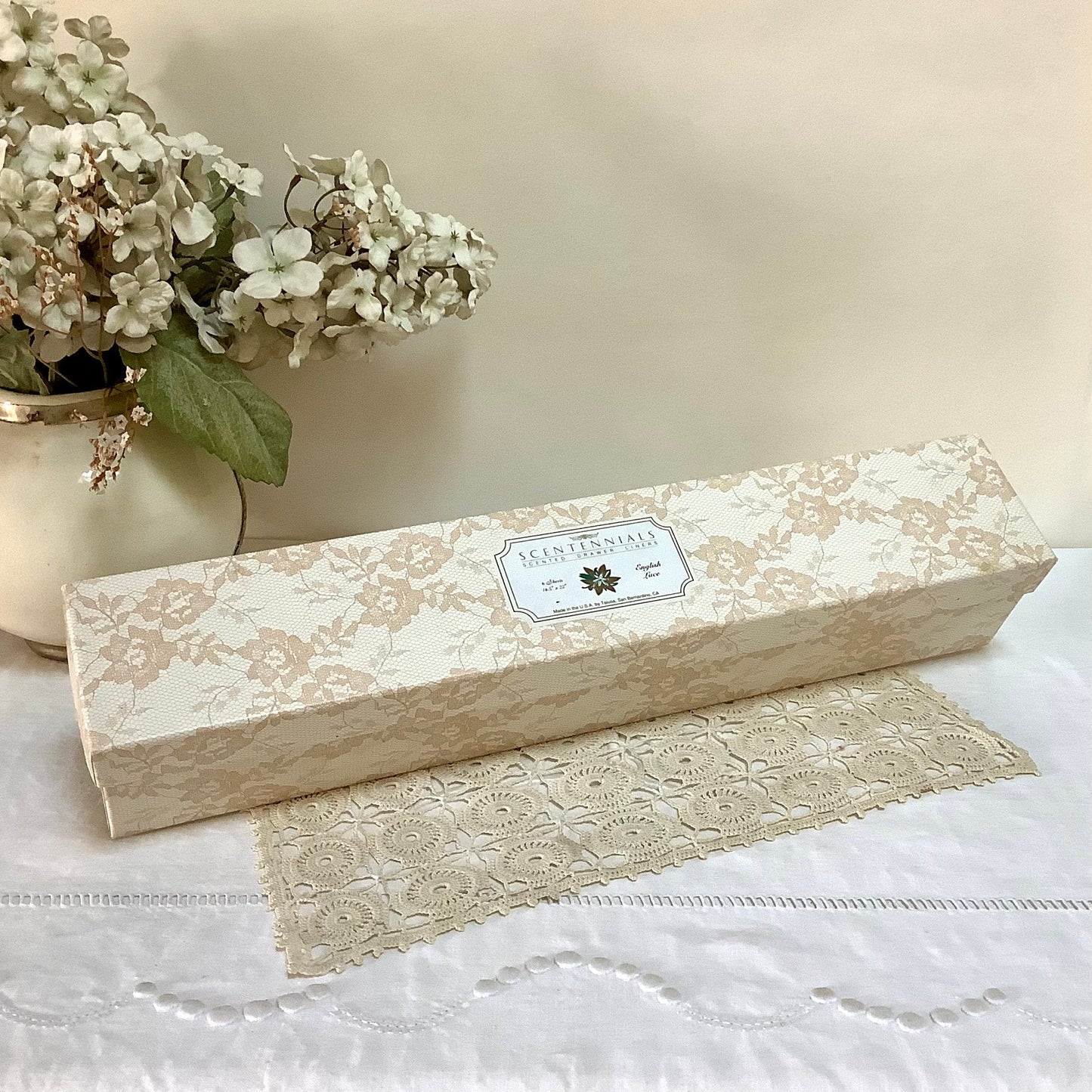 Boîte vintage style anglais papier parfumé