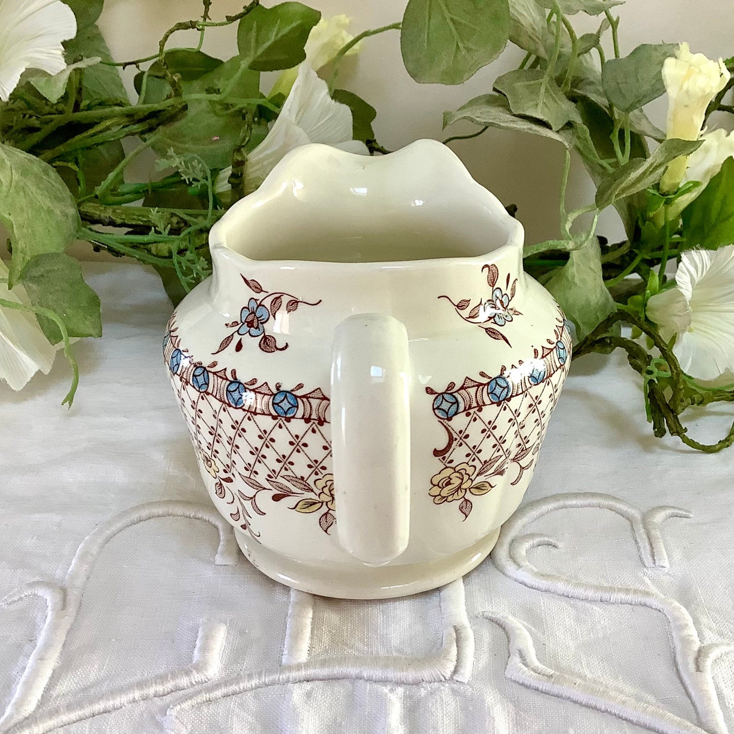 Pot à lait pichet verseuse soucoupe royal Tudor lattice england vintage