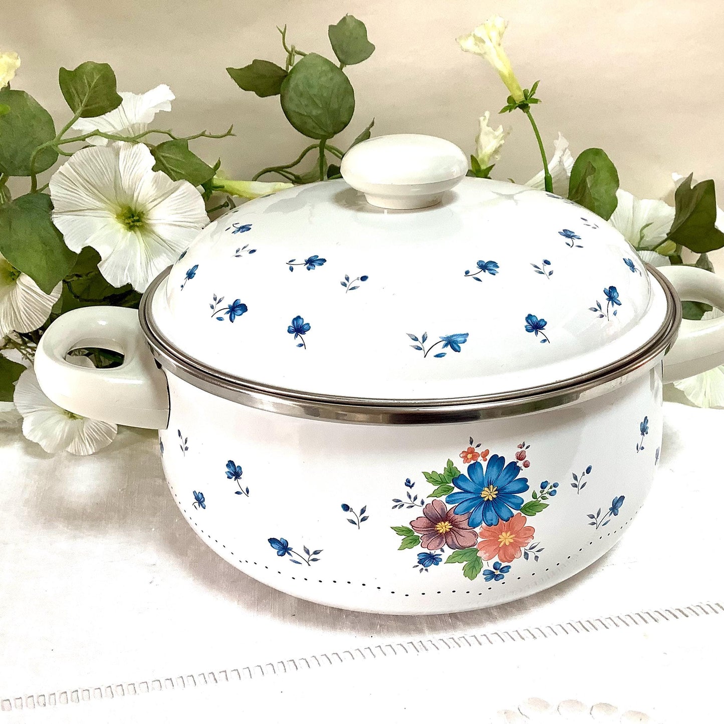 Cocotte émaillée faitout provincial bouquet vintage 80 modèle A
