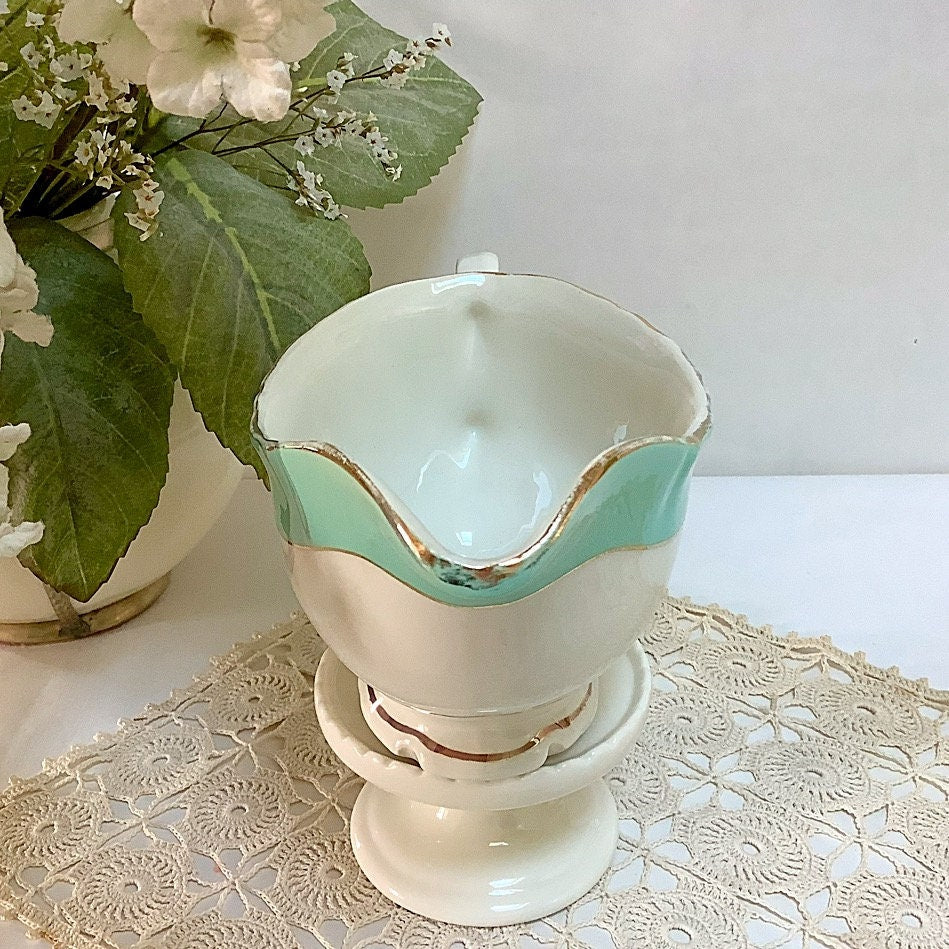 Saucière Semi porcelaine fragonard scène galante vintage