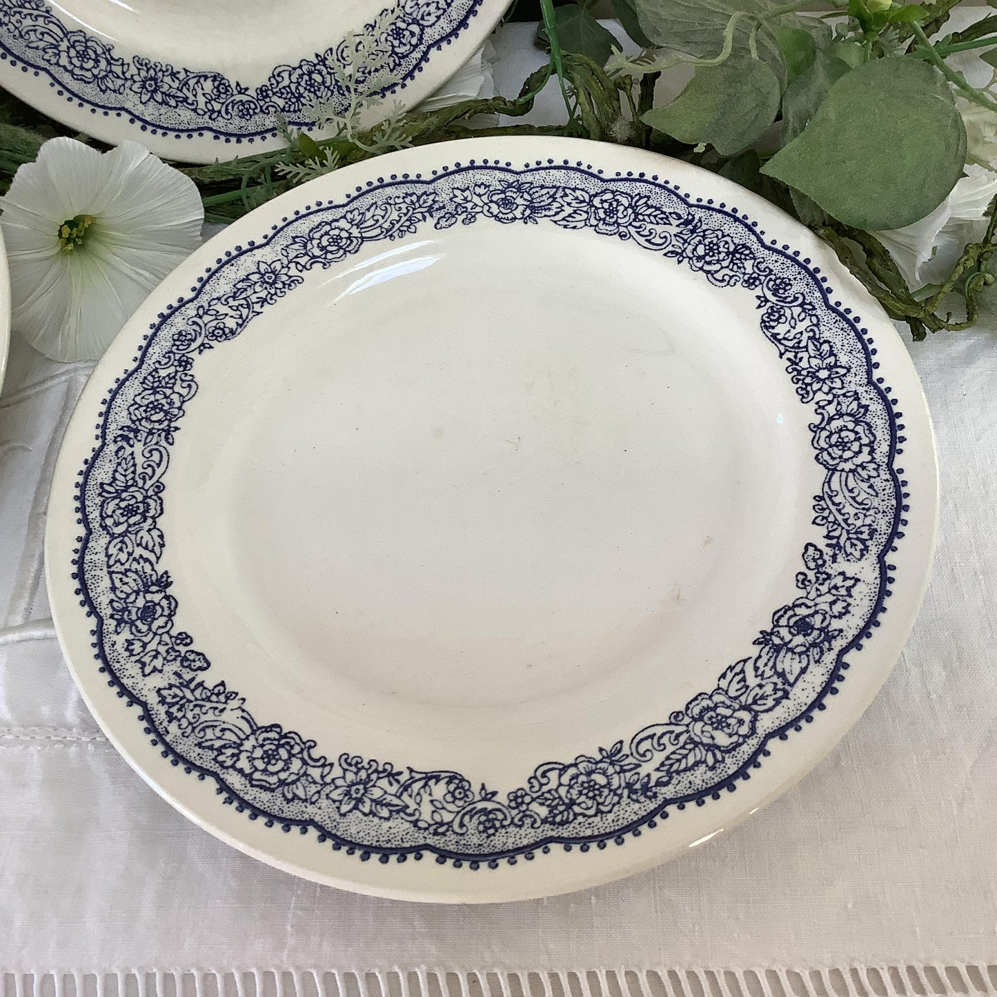 Assiettes à dessert faïence bleu blanc vintage