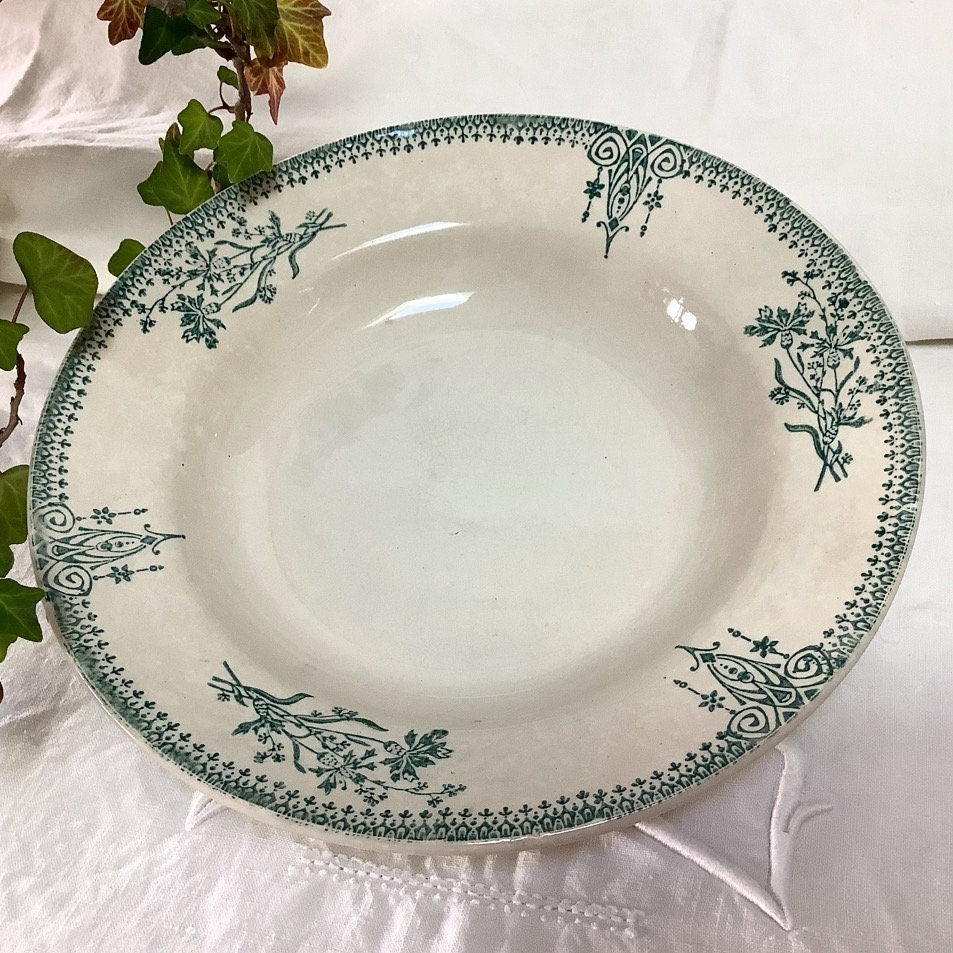 Saucière et assiette creuse faïence vintage  Saint Amand 