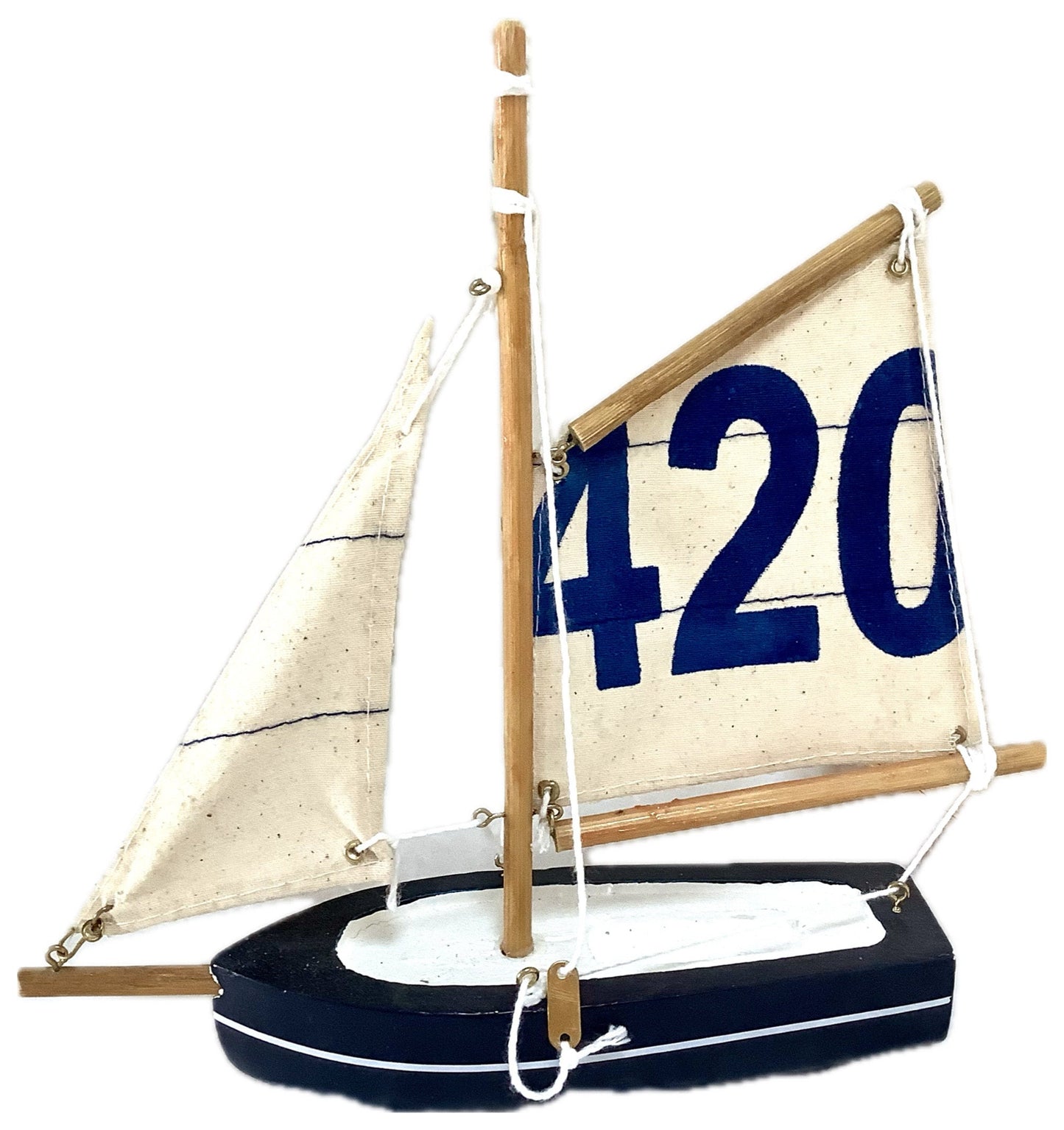 Bateau flottant bois bleu foncé voiles coton décoration marine ht 21 cm