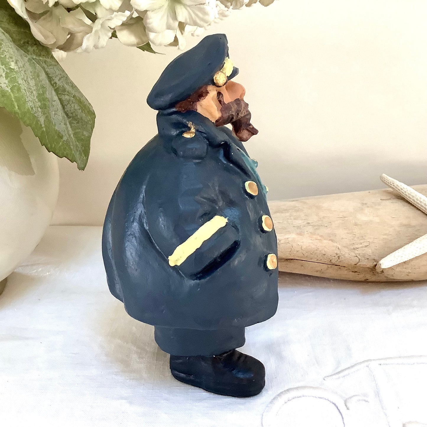 Figurine capitaine de marine bleu résine décoration marine ht 15 cm