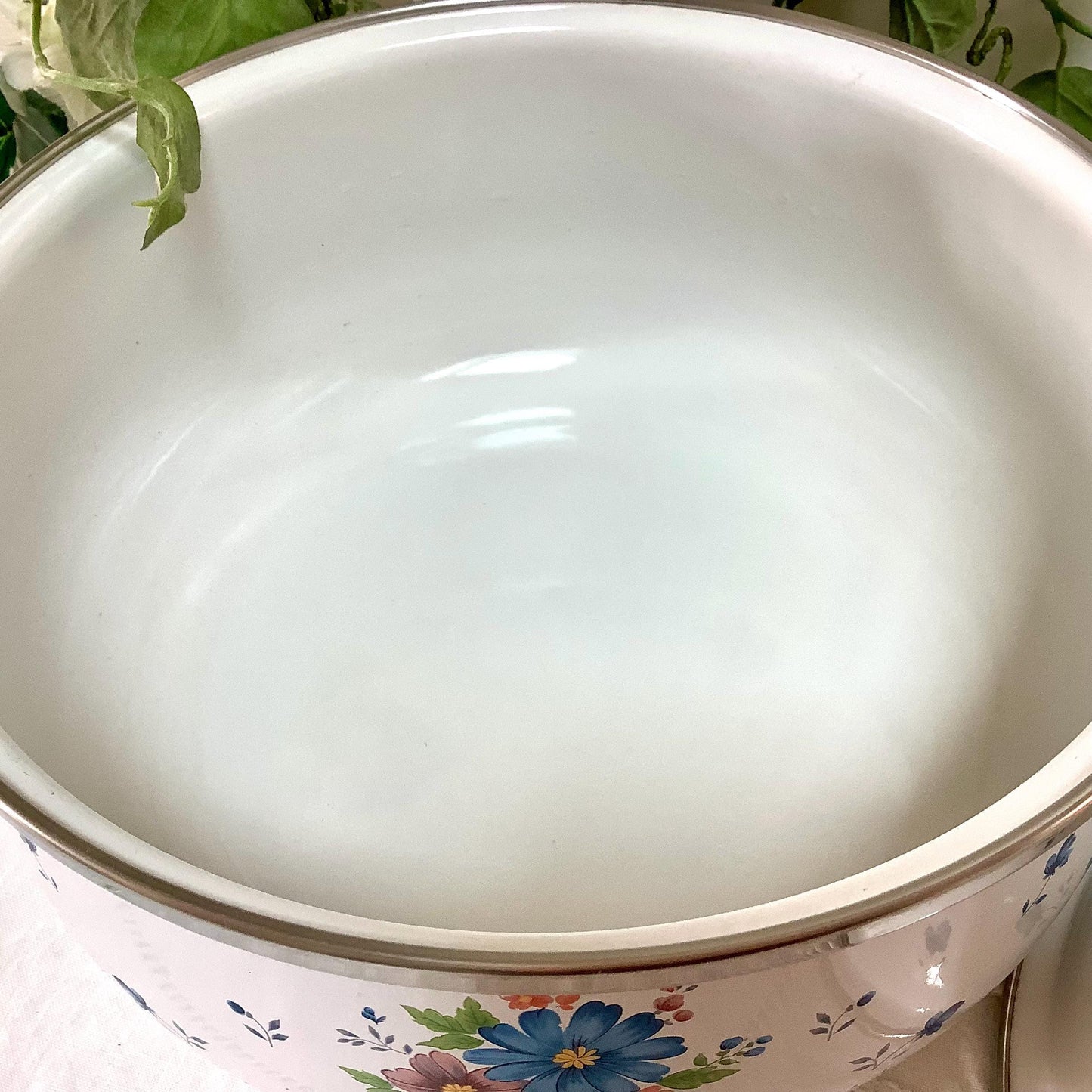 Cocotte émaillée faitout provincial bouquet vintage 80 modèle A