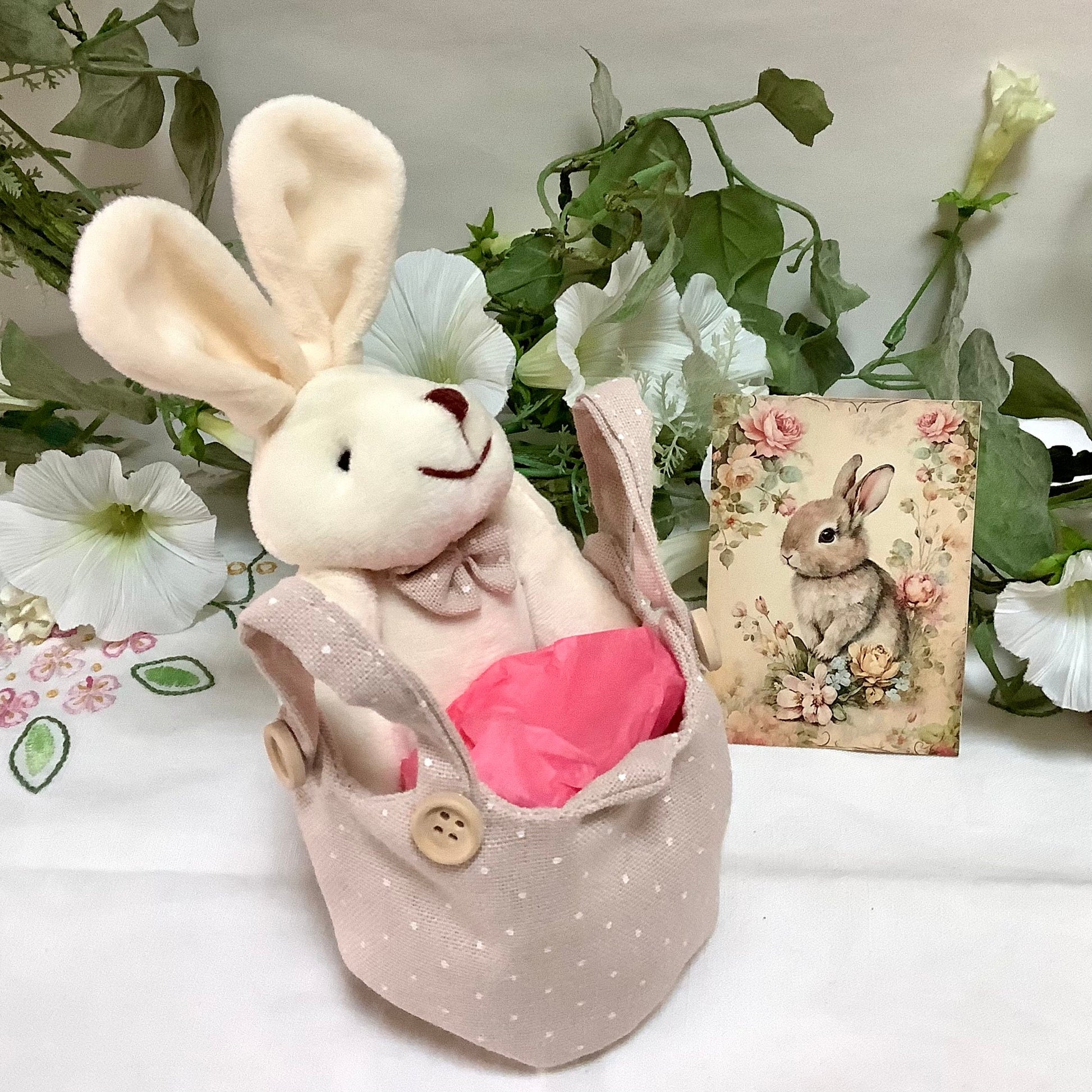 Lapin blanc peluche décoration pâques 