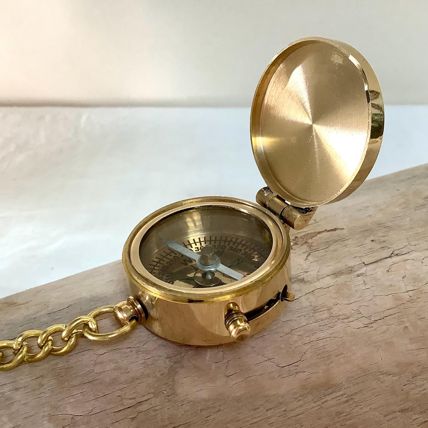 Porte clés boussole laiton vintage boîte palissandre