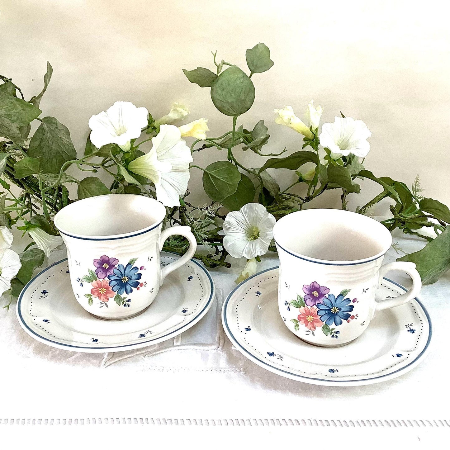 Tasses et sous tasses x2 provincial bouquet grès émaillé vintage 80