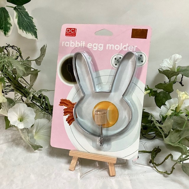 Moule à œufs frits métal lapin