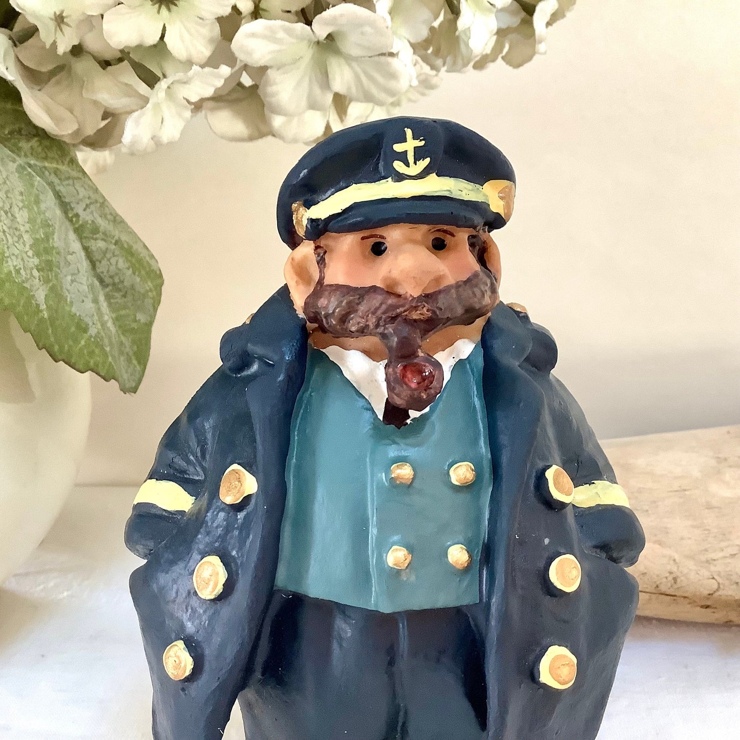 Figurine capitaine de marine bleu résine décoration marine ht 15 cm