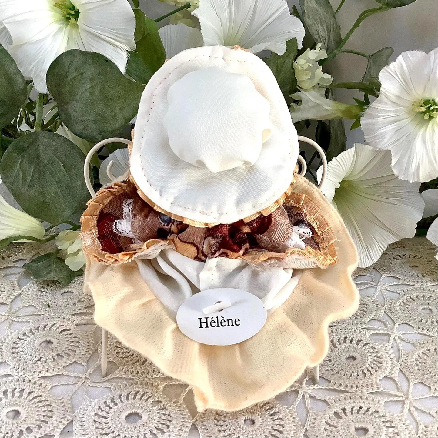 Hélène poupée porcelaine miniature vintage ht 13 cm
