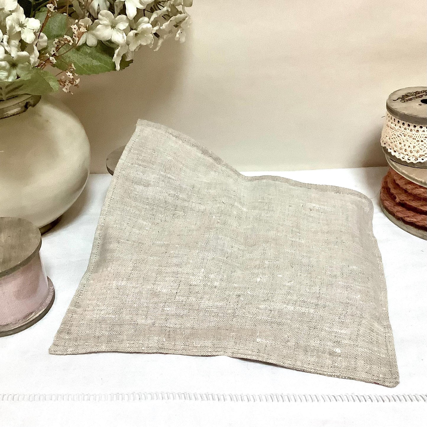 Bouillotte sèche coussin noyaux de cerises lin petites roses