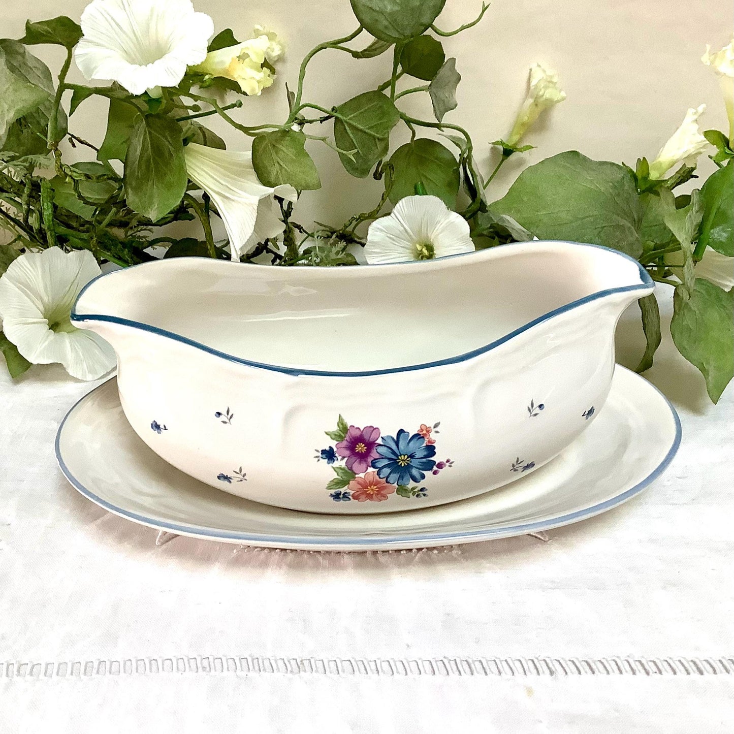 Saucière provincial bouquet grès  émaillé vintage 80