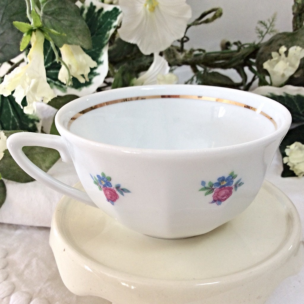 Tasses à café porcelaine véritable roses vintage