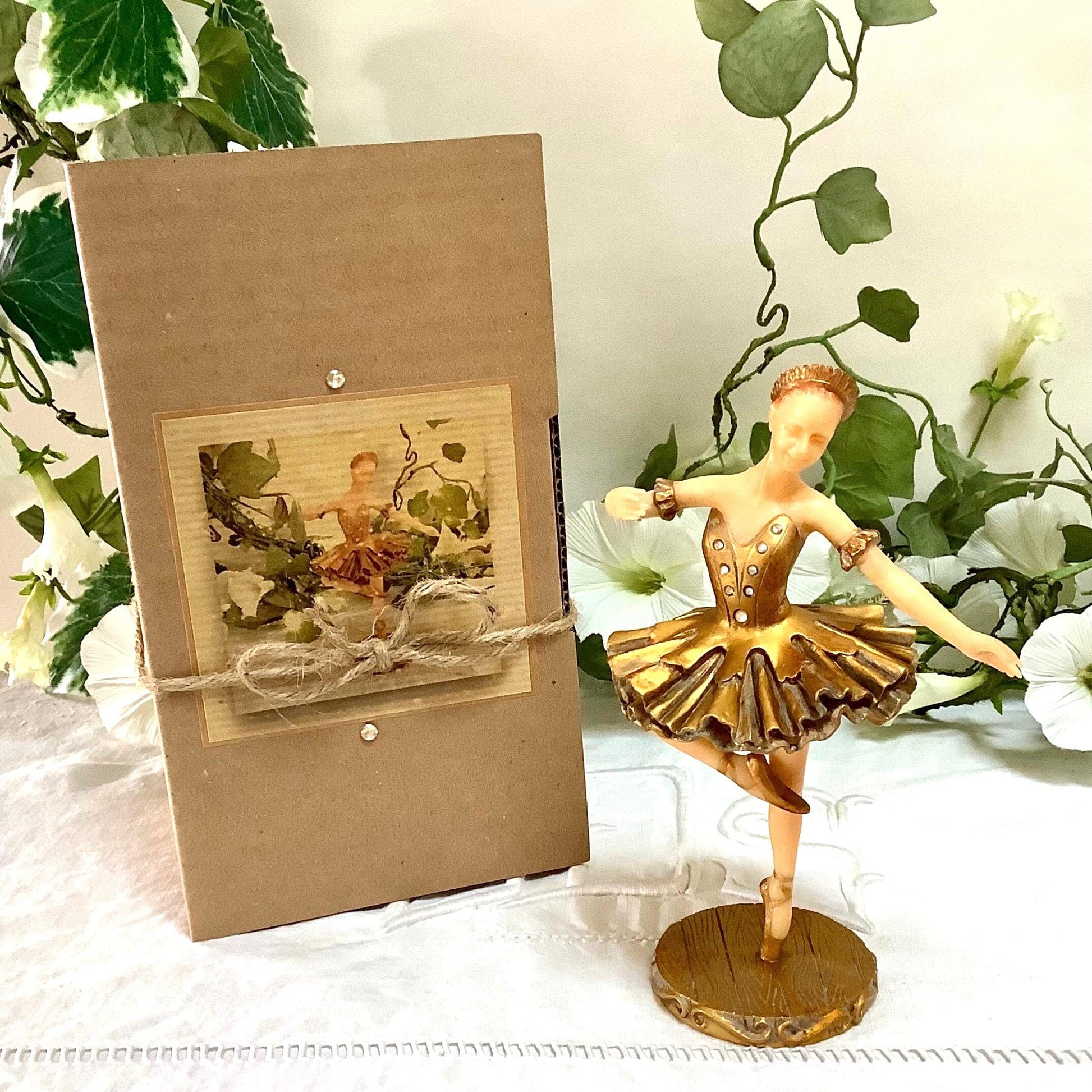 Figurine danseuse ou ballerine vintage en résine or strass