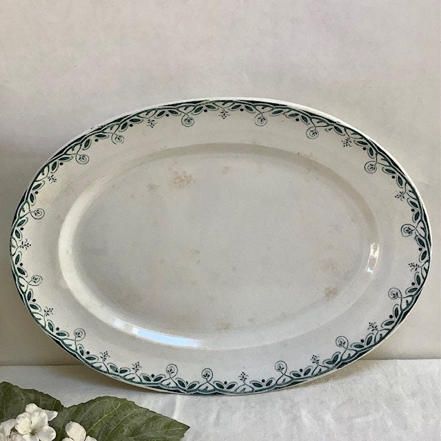 Grand plat ovale faïence Creil et Montereau vert vintage