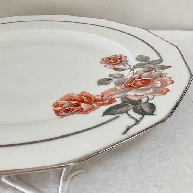 Plat creux porcelaine motifs roses vintage