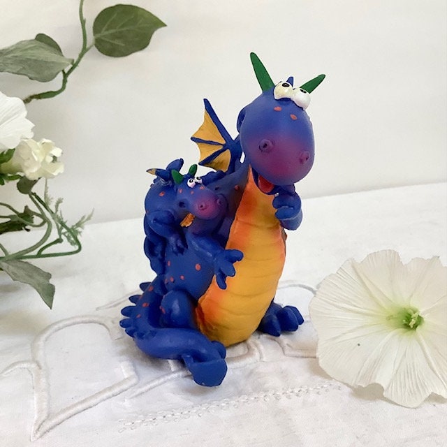 Figurine résine dragon bleu avec bébé vintage