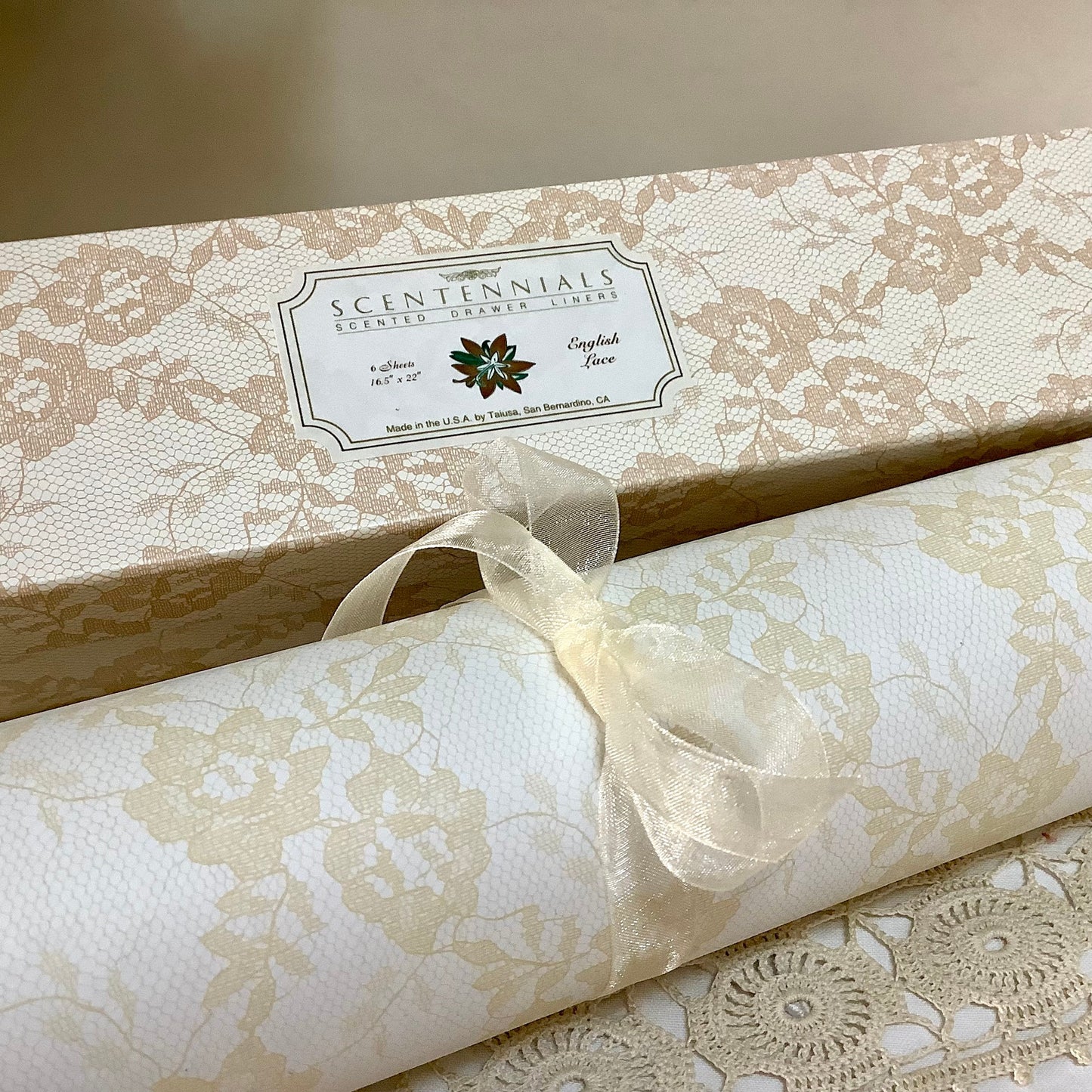 Boîte vintage style anglais papier parfumé