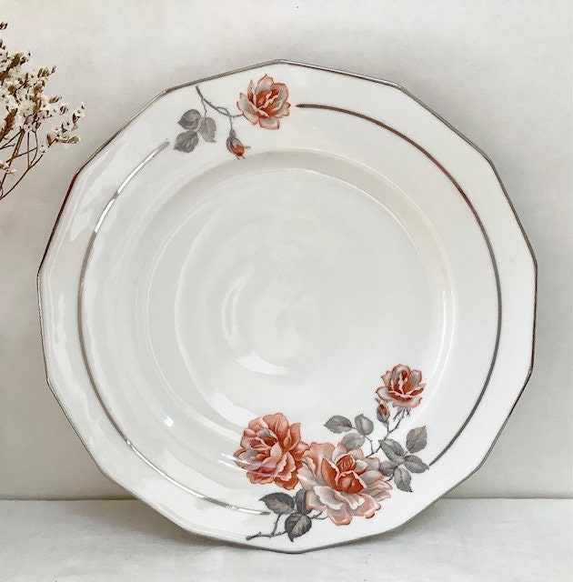 Plat creux porcelaine motifs roses vintage