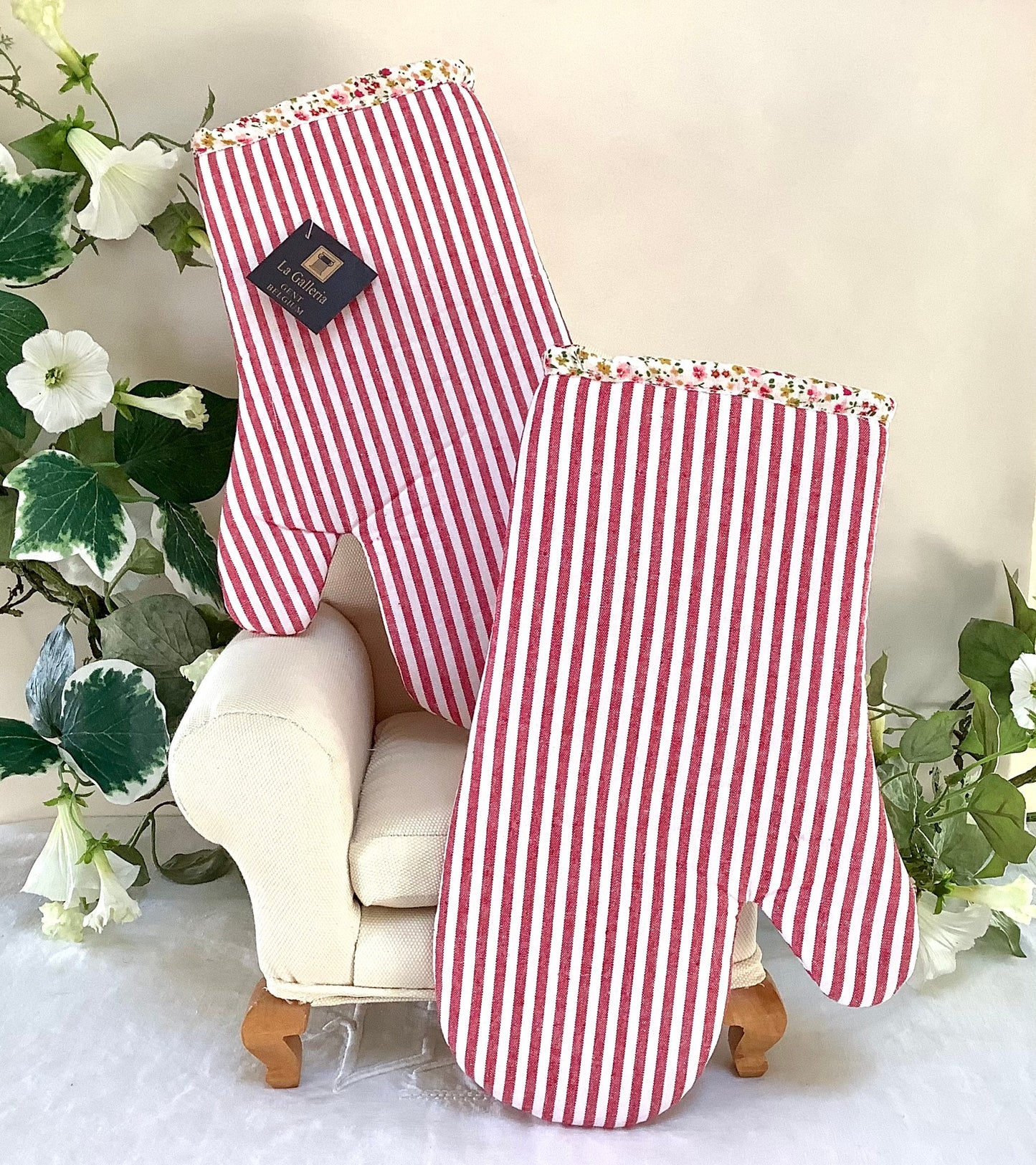 Maniques gants de four oies rayures  rouge et fleurs la galleria ht 30 cm