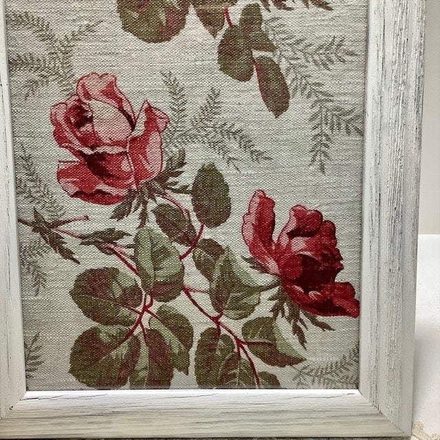Tableau cadre bois blanc lin roses anciennes vintage