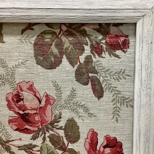 Tableau cadre bois blanc lin roses anciennes vintage