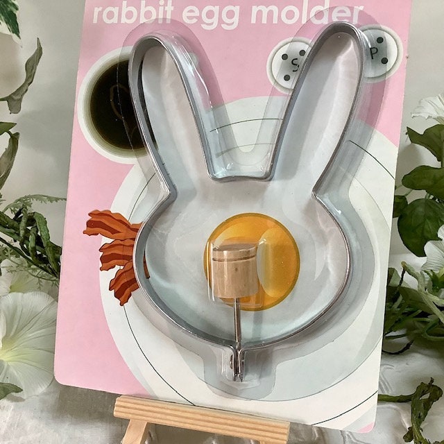Moule à œufs frits métal lapin