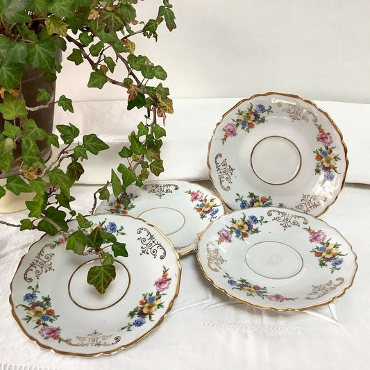 Petites assiettes porcelaine fleurs L T France vintage