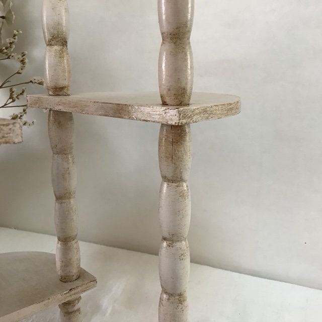 Étagère bois à poser patiné vintage